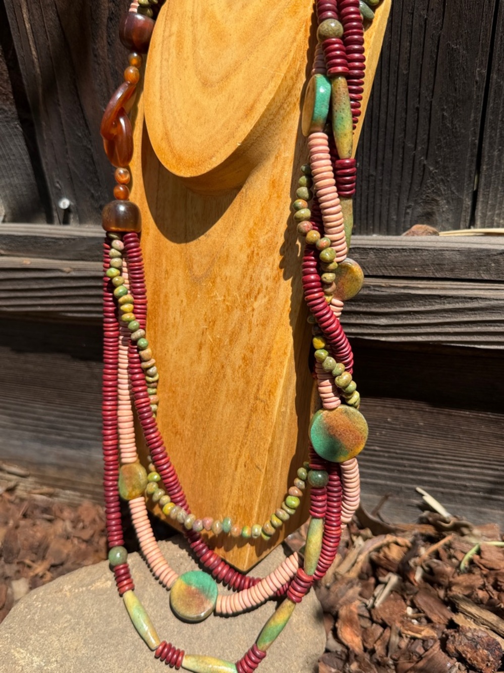 VTG Gerda Lyngaard 'MONIES' Red green earth tone Bead Necklace multi strand